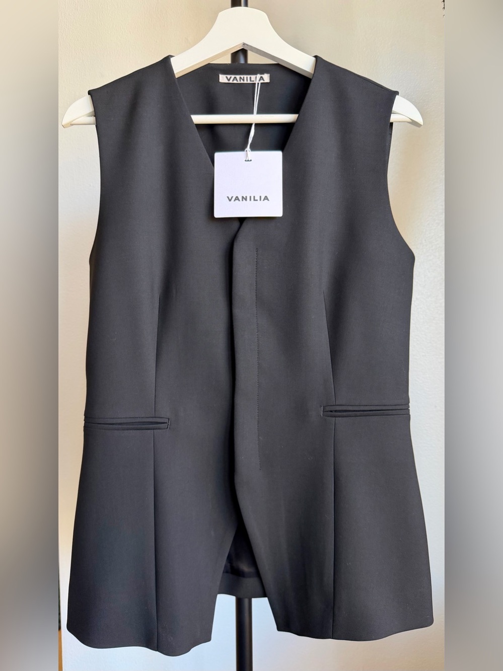 Black Sleeveless Tailored Vest